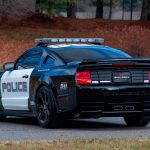 ford mustang barricade3