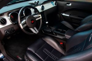 ford mustang barricade7