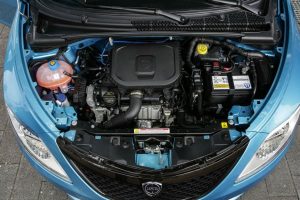 lancia ypsilon hybrid maryne11