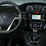 lancia ypsilon hybrid maryne13
