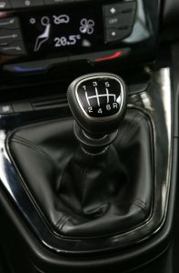 lancia ypsilon hybrid maryne14