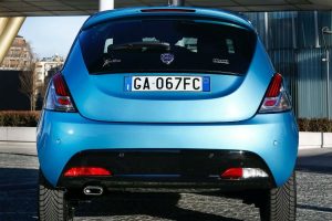 lancia ypsilon hybrid maryne7