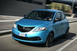 lancia ypsilon hybrid maryne8
