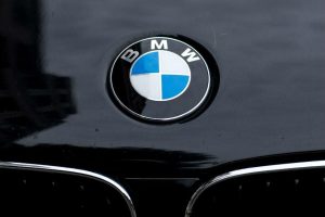 pws proferetai i bmw