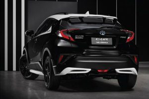 toyota c-hr by karl lagerfeld3