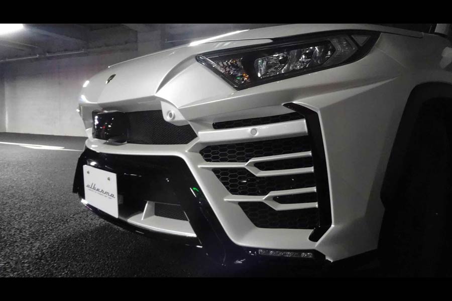 https://autogreeknews.gr/wp-content/uploads/2020/05/toyota-rav4-lamborghini-urus-body-kit-4.jpg
