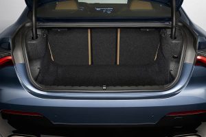 BMW 4 Series Coupe 2020 (13)