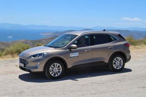 Ford-Kuga-1.5-EcoBlue-diesel-(1)