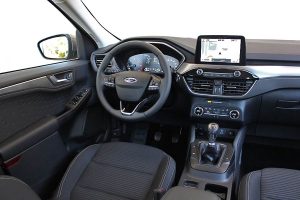 Ford-Kuga-1.5-EcoBlue-diesel-(11)