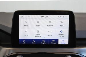 Ford-Kuga-1.5-EcoBlue-diesel-(16)