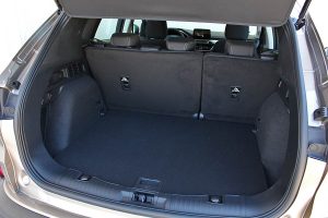 Ford-Kuga-1.5-EcoBlue-diesel-(24)