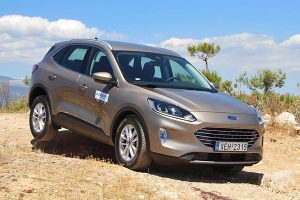 Ford-Kuga-1.5-EcoBlue-diesel-(3)