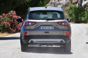 Ford-Kuga-1.5-EcoBlue-diesel-(31)