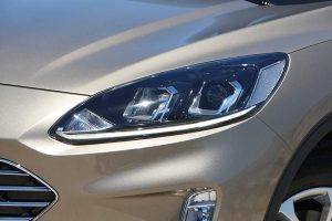 Ford-Kuga-1.5-EcoBlue-diesel-(37)