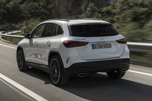 Mercedes-GLA-2020-(2)