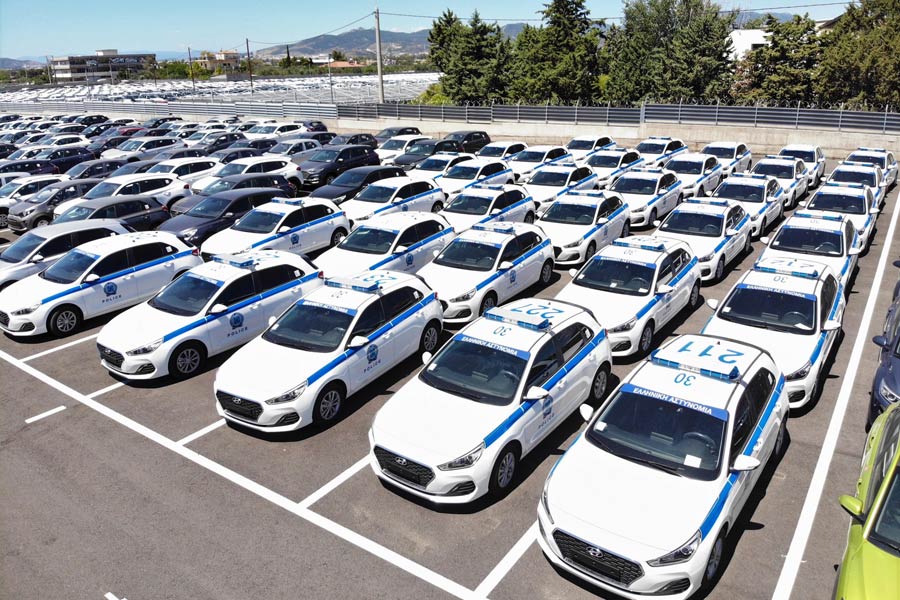 https://autogreeknews.gr/wp-content/uploads/2020/06/Police_Hyundai_i30_2.jpg