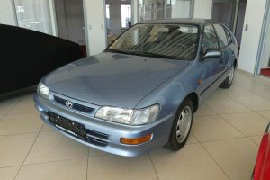 Toyota-Corolla-1995-(8)