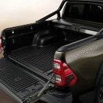 Toyota-Hilux-2020-(11)