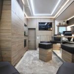 VOLVO-FM-500-horse-transporter-(11)