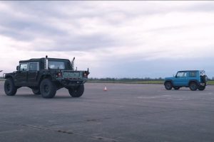 hummer vs jimny2
