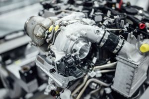 ilektriko turbo mercedes-amg4