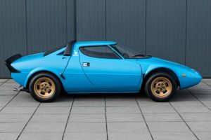 lancia stratos road version