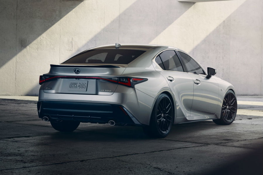 https://autogreeknews.gr/wp-content/uploads/2020/06/new-lexus-is5.jpg