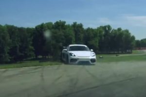 porsche opisthen aera