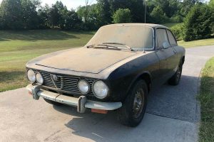 1972-Alfa-Romeo-GTV-2000-(1)