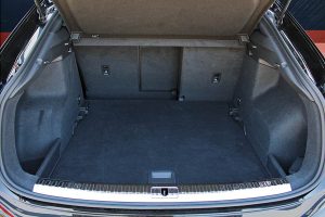 Audi-Q3-Sportback-45-TFSI-quattro-(17)