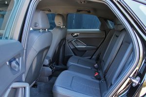 Audi-Q3-Sportback-45-TFSI-quattro-(34)