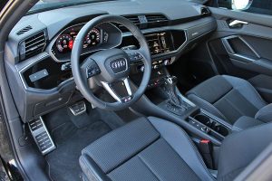 Audi-Q3-Sportback-45-TFSI-quattro-(35)