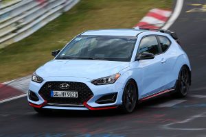 Hyundai-Veloster-N-(1)