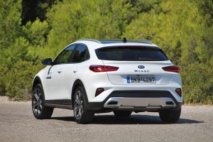 Kia-XCeed-(12)