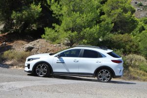 Kia-XCeed-(13)