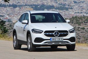 Mercedes-GLA-200 (14)