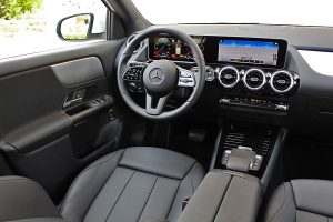 Mercedes-GLA-200 (19)