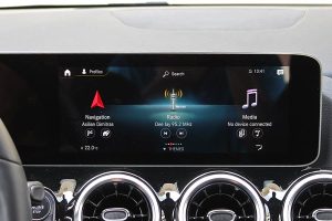 Mercedes-GLA-200 (30)