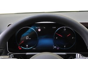 Mercedes-GLA-200 (37)