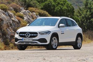 Mercedes-GLA-200 (46)
