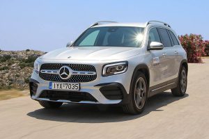 Mercedes-GLB-200-(1)