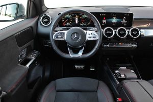 Mercedes-GLB-200-(18)