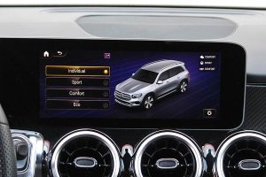 Mercedes-GLB-200-(25)