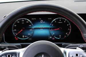 Mercedes-GLB-200-(34)