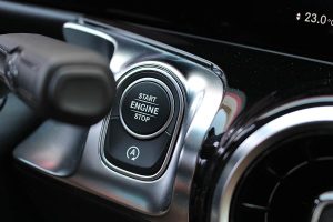 Mercedes-GLB-200-(38)