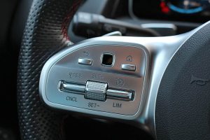 Mercedes-GLB-200-(44)