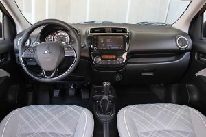 Mitsubishi Space Star 1.2 interior (1)
