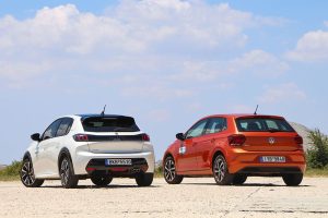 Peugeot 208 VS VW Polo (2)