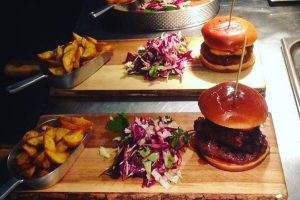 Rustic-Grill-Mykonos-(8)