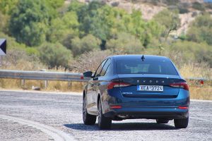 Skoda-Octavia-2.0-TDI-2020-(6)